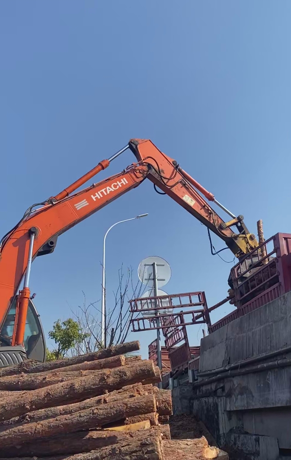 上海打松木樁專業(yè)施工-防洪松木樁施工重要性？