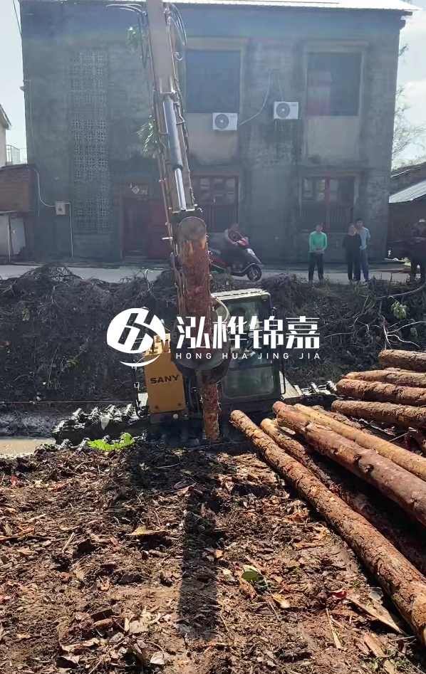 南昌河道清淤專業(yè)施工-履帶式挖機清理河道更方便嗎？