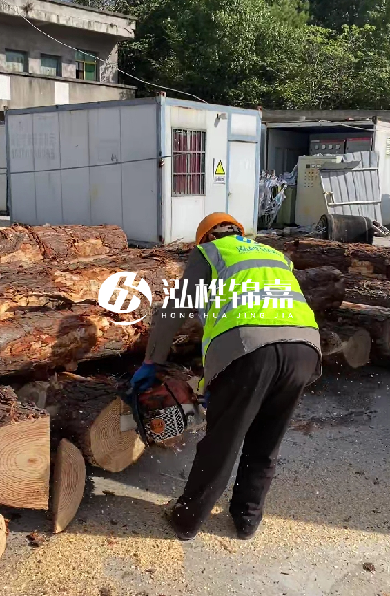 湖北有打樁木源頭工廠嗎？4米8公分松木樁多少錢一根？