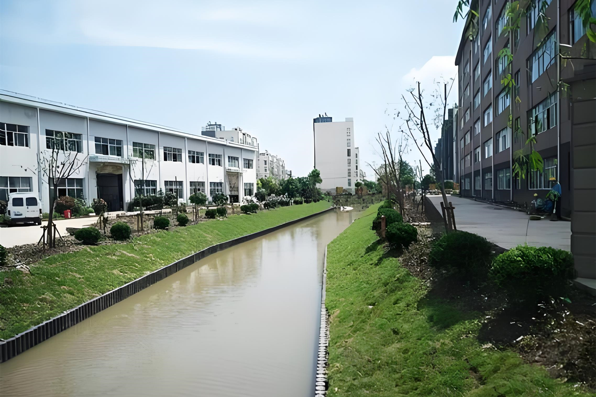 水泥樁批發(fā)廠家泓樺錦嘉-打水泥樁的承載力如何計算？