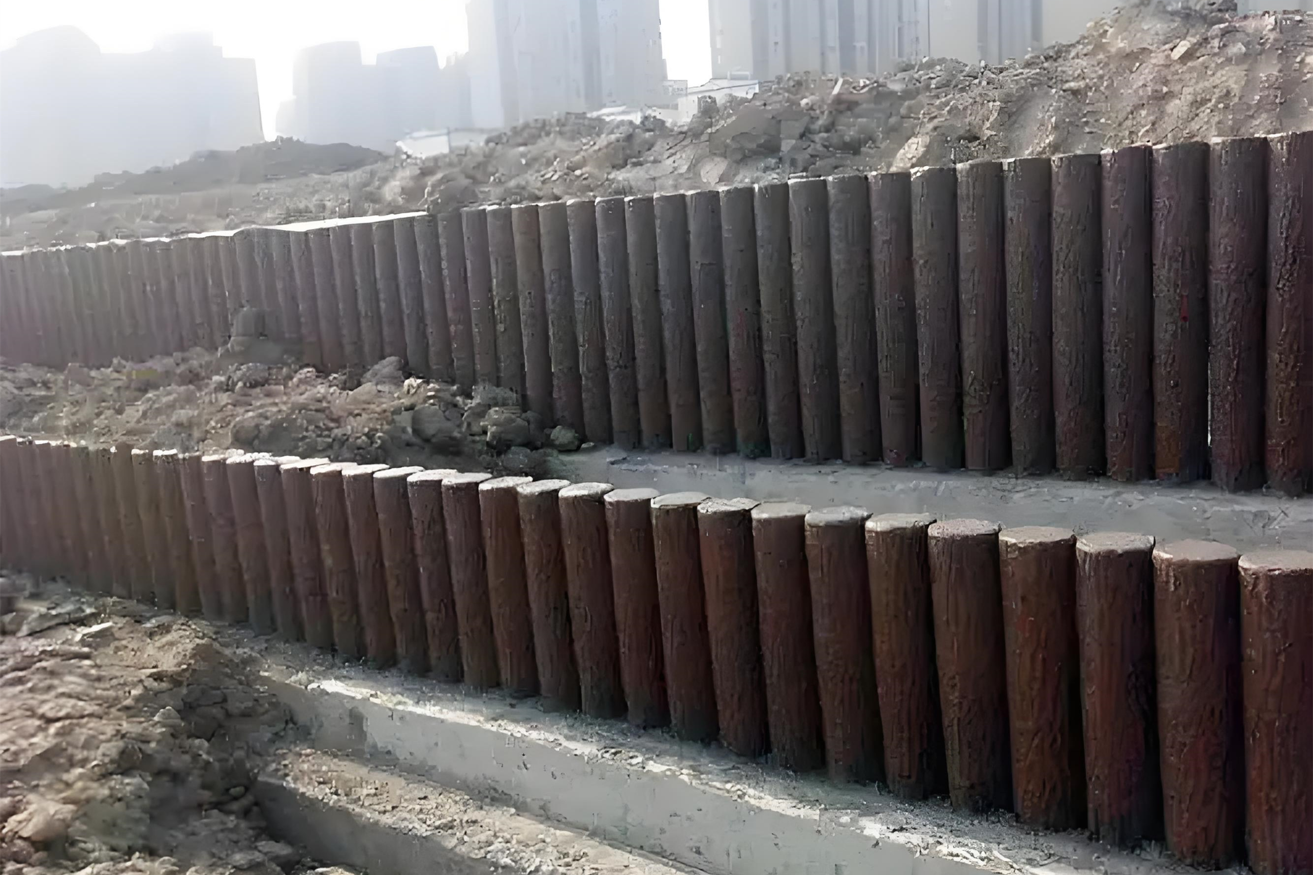 水泥樁批發(fā)廠家泓樺錦嘉-打仿木樁過(guò)程中需要控制力度嗎？